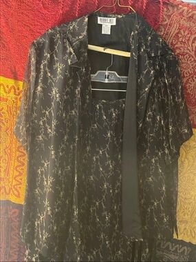 Robbie Bee Black Jacket, with matching skirt